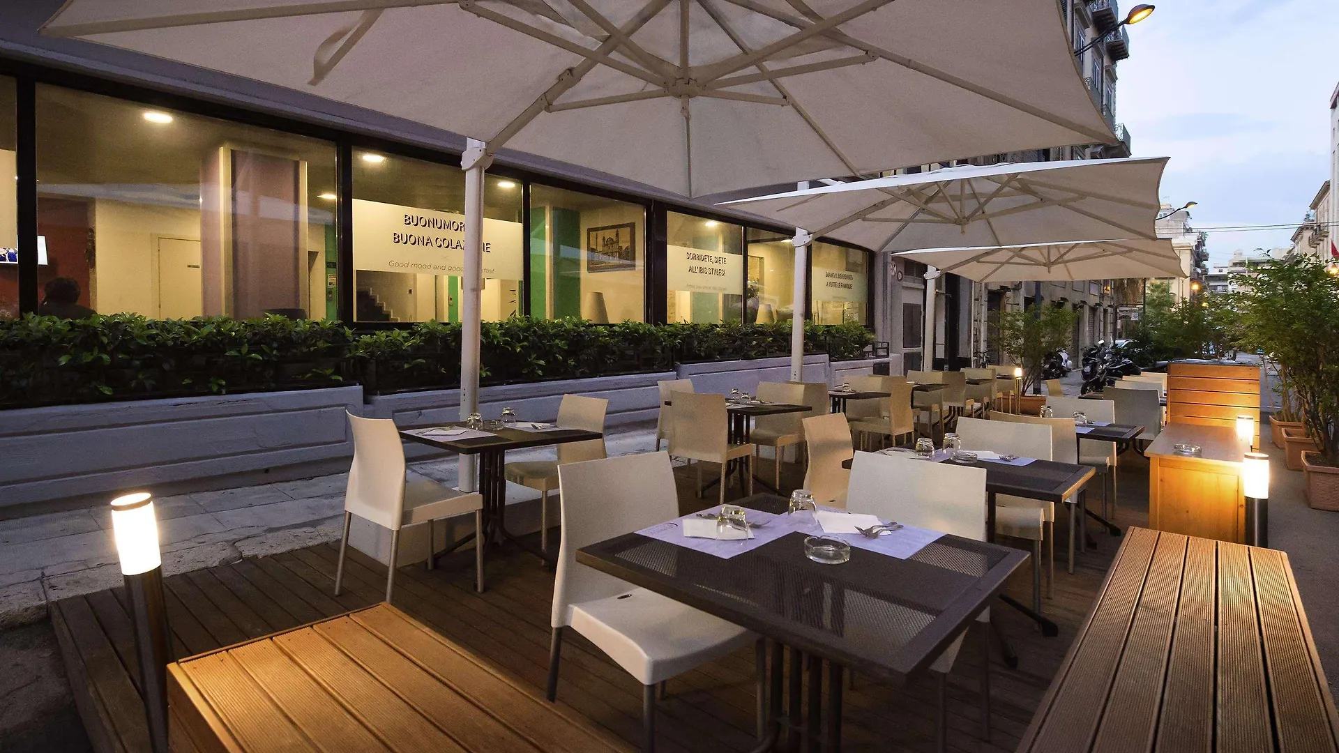 Ibis Styles Palermo Cristal Hotel 4*,  Italië