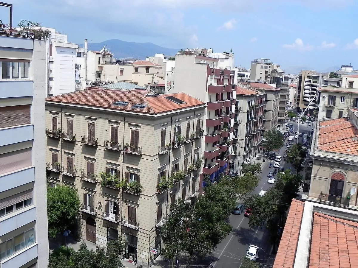 Ibis Styles Palermo Cristal Hotel