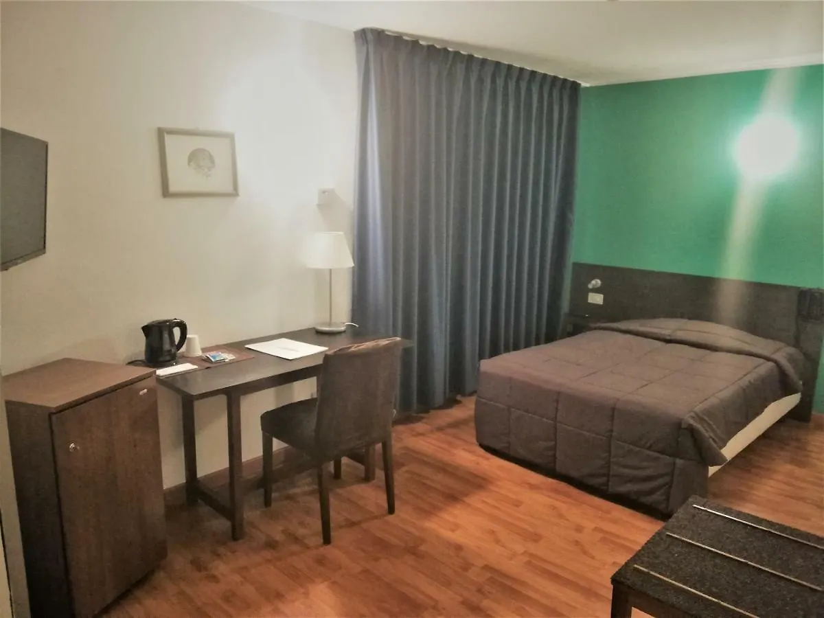 Ibis Styles Palermo Cristal Hotel