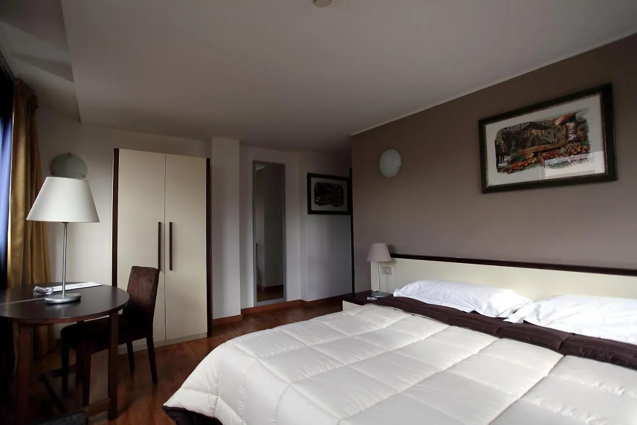 Ibis Styles Palermo Cristal Hotel