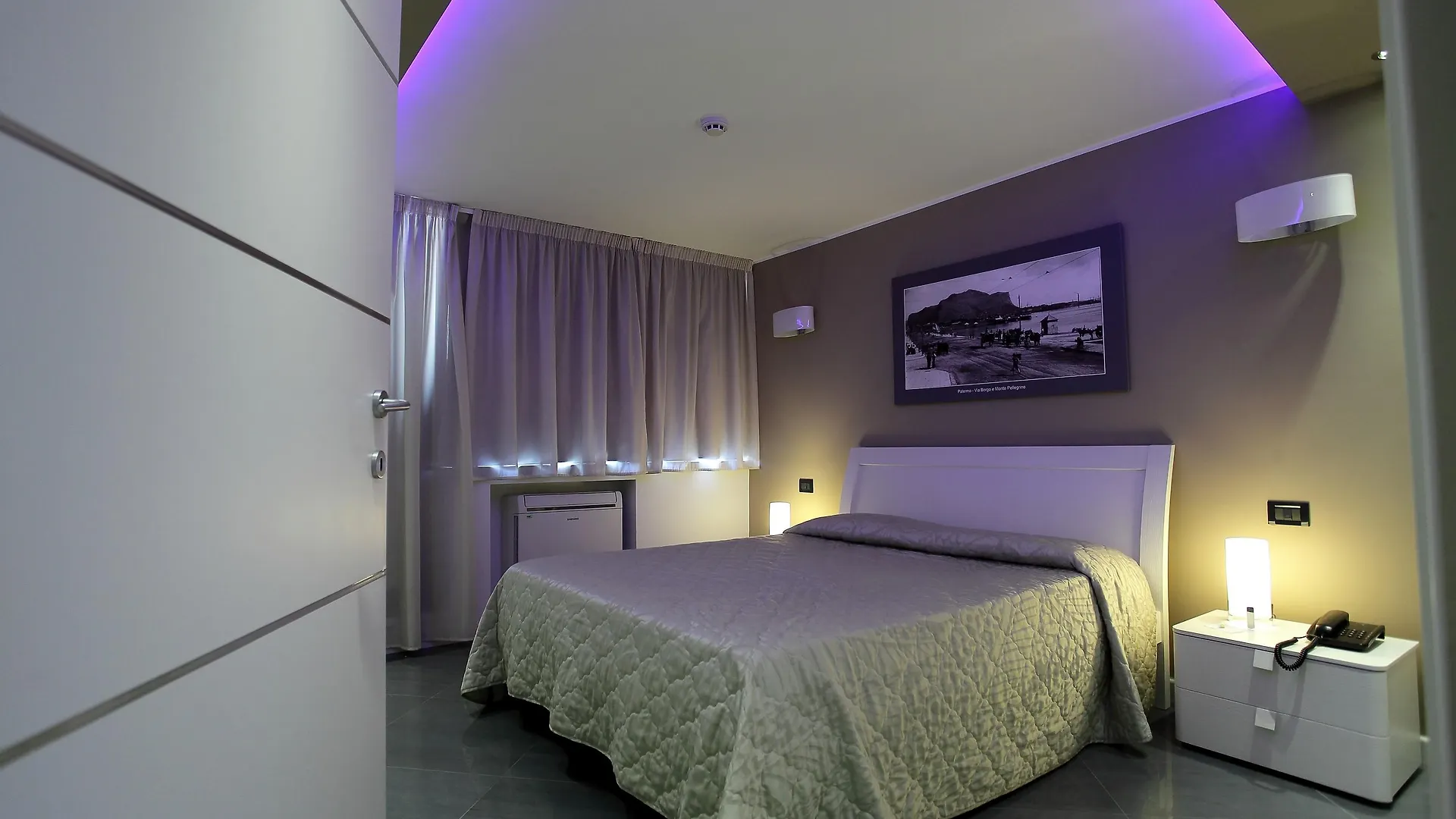 Ibis Styles Palermo Cristal Hotel