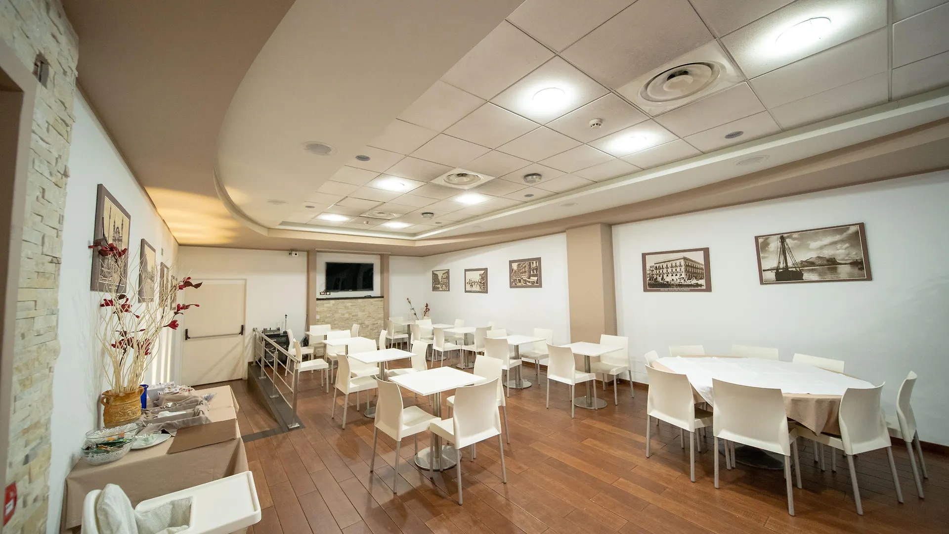 Ibis Styles Palermo Cristal Hotel 4*,  Italy