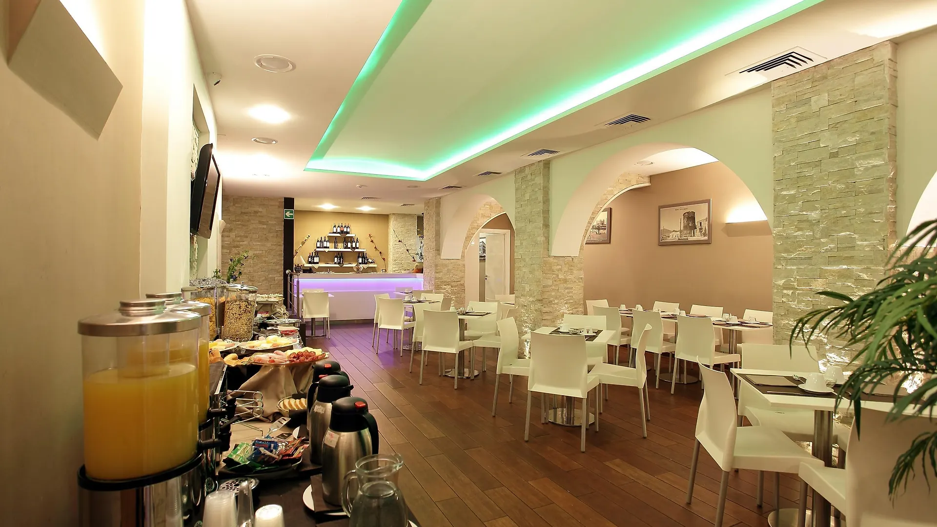 Ibis Styles Palermo Cristal Hotel 4*,  Italy
