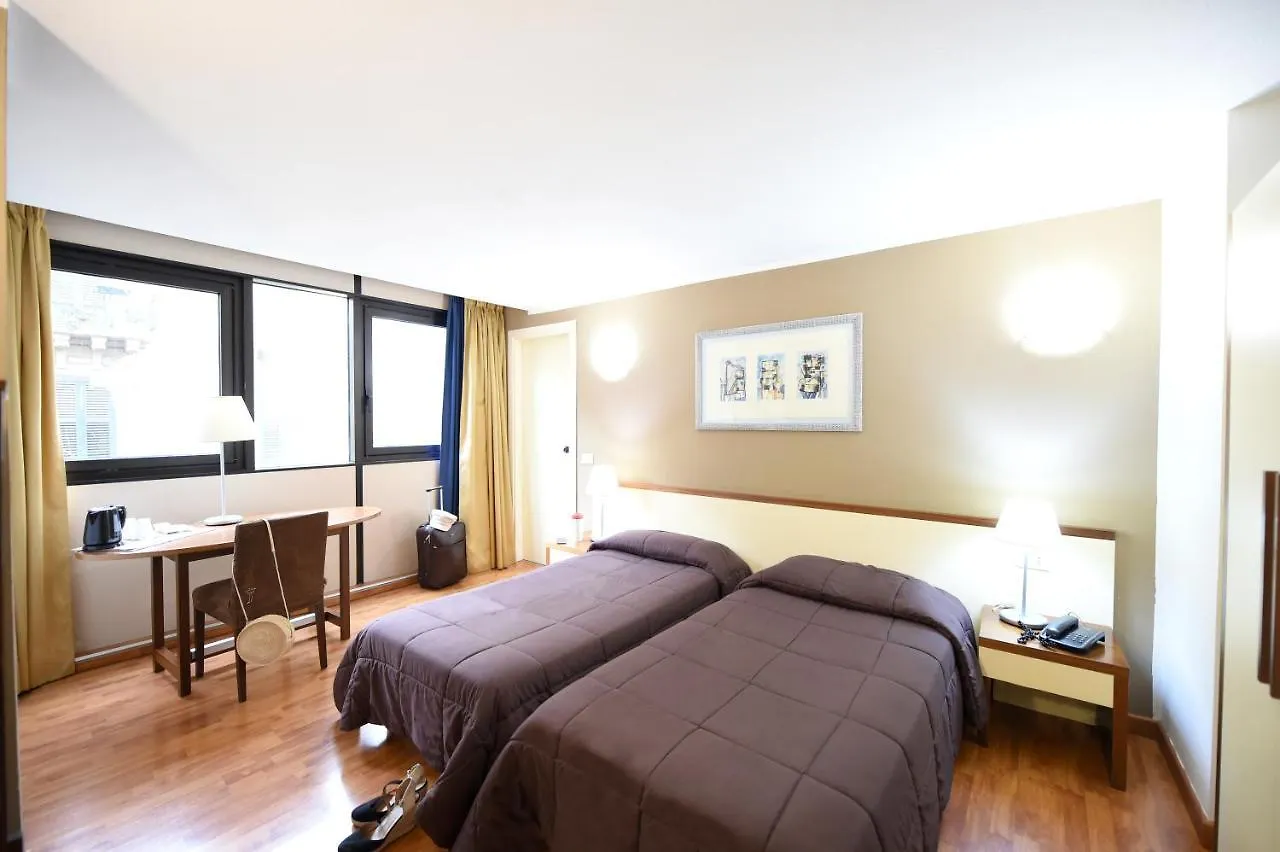 Ibis Styles Palermo Cristal Otel